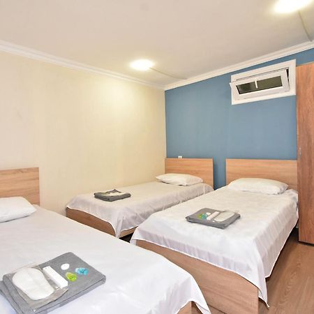 Aaaa Otel Erivan Dış mekan fotoğraf
