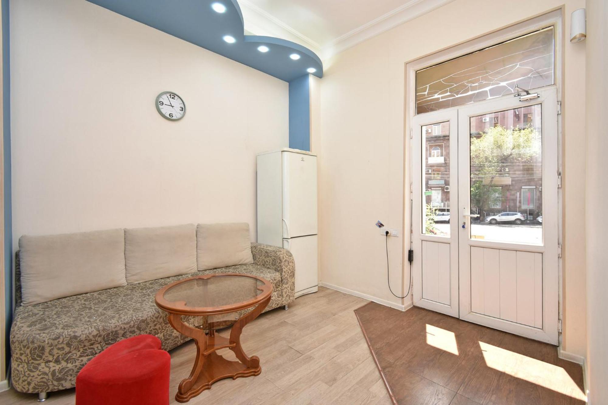 Aaaa Otel Erivan Dış mekan fotoğraf