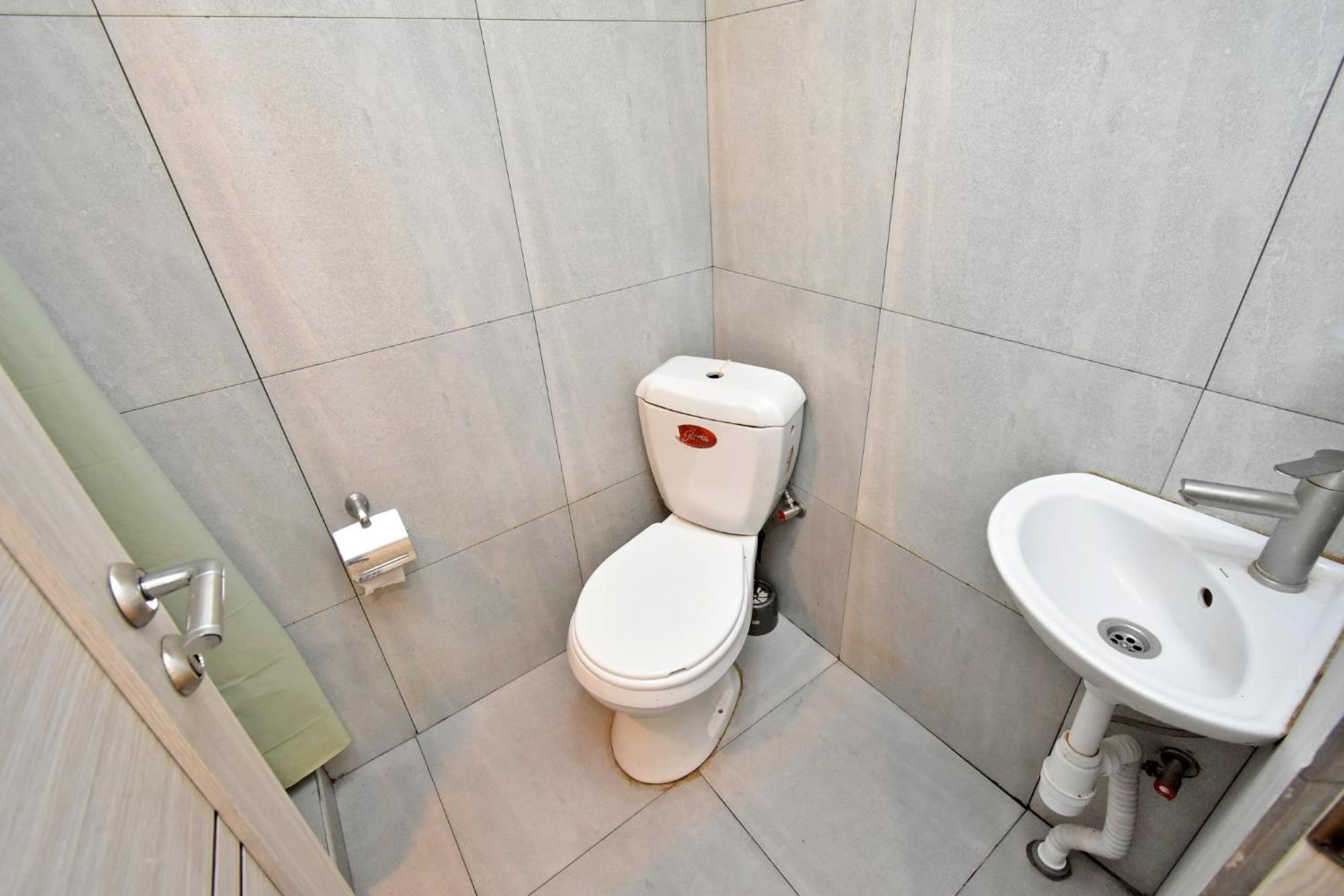Aaaa Otel Erivan Dış mekan fotoğraf